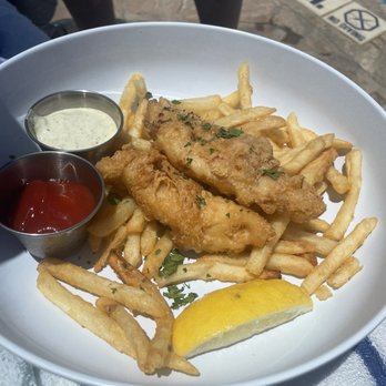 SpaWell Maui at Hyatt Regency Maui Resort - Fish and fries - Hotels Near Me - Lahaina, Hawaii
