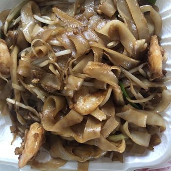 Corner Cafe - Shrimp Chow Fun - Chinese Near Me - San Diego, California