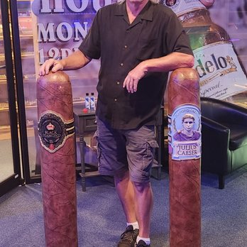 Venice Cigar Lounge - Cigar Bars Near Me - Venice, Florida