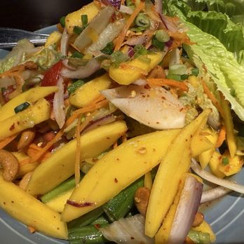 Sen Khao Soi - Mango salad (4/5) - Thai Near Me - Las Vegas, Nevada Sen Khao Soi - Mango salad (4/5) - Thai Near Me - Las Vegas, Nevada