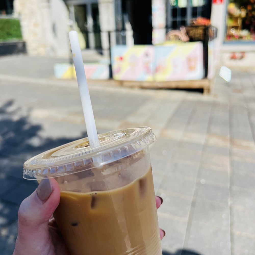 Mlle Catherine - Delicious iced latte - Ice Cream & Frozen Yogurt Near Me - Montreal, Quebec Mlle Catherine - Delicious iced latte - Ice Cream & Frozen Yogurt Near Me - Montreal, Quebec