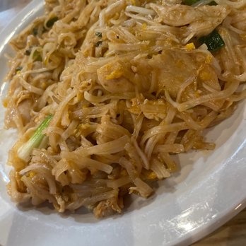 Thai 9 - Pad Thai chicken - Thai Near Me - Dayton, Ohio Thai 9 - Pad Thai chicken - Thai Near Me - Dayton, Ohio
