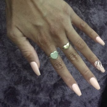 Nails on Fleek - Nail Salons Near Me - Compton, California