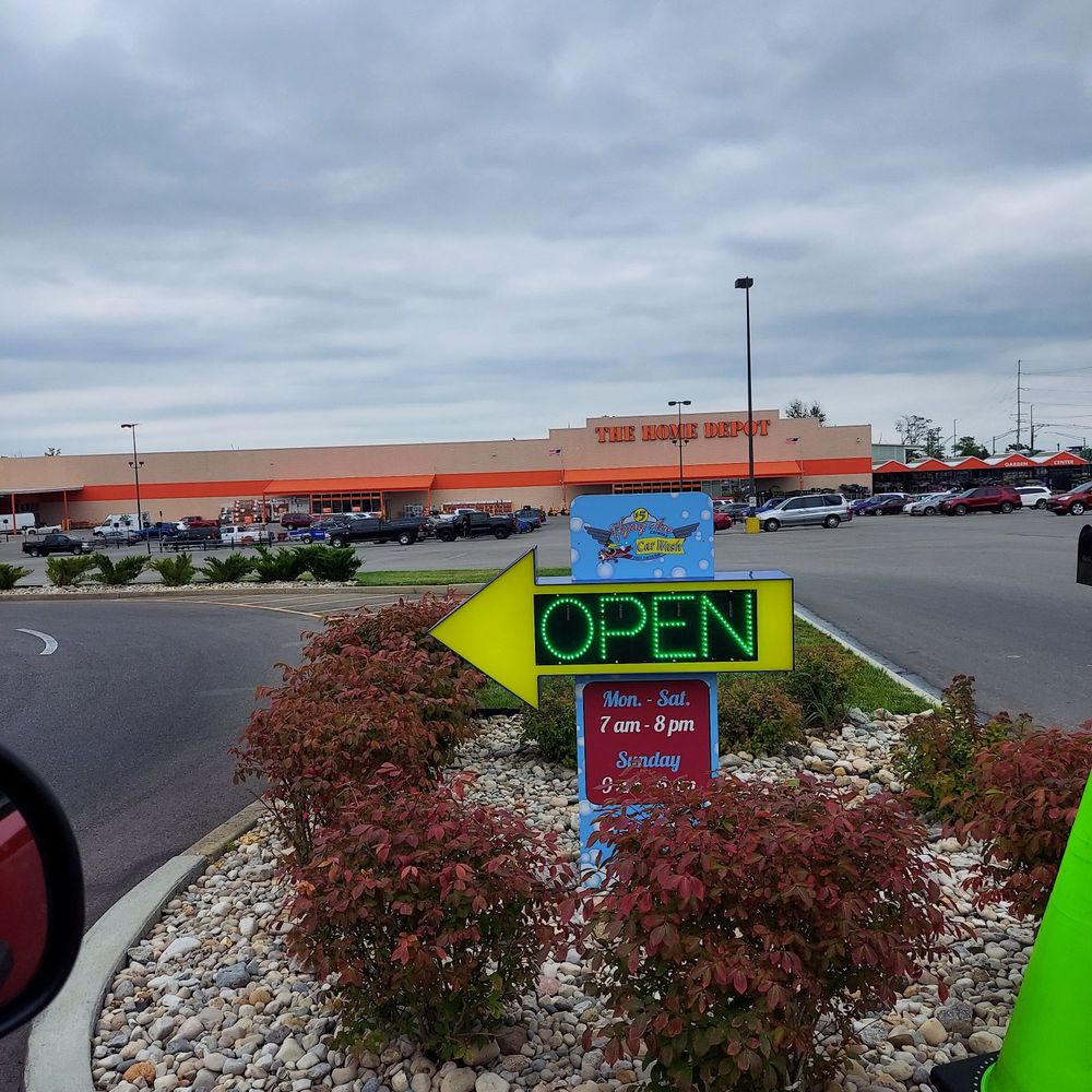 Flying Ace Express Car Wash - Hamilton - Entrance - Car Wash Near Me - Hamilton, Ohio