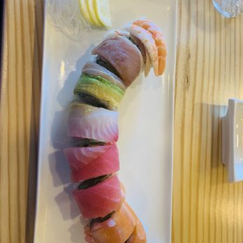 Komeya - Rainbow roll - Sushi Bars Near Me - Houston, Texas