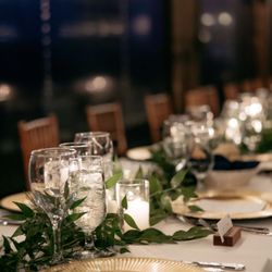 blooms2u - Wedding table decor
