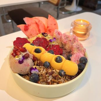 Kadamba Kafe - Açaí bowl - Coffee & Tea Near Me - Brooklyn, New York