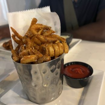 Engine No 9 - Curly Fries - Burgers Near Me - Saint Petersburg, Florida Engine No 9 - Curly Fries - Burgers Near Me - Saint Petersburg, Florida