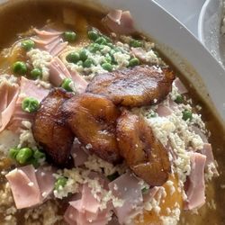 La Parroquia de Veracruz - Huevos motuleños