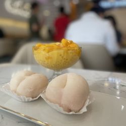 Mango Mango Dessert - A1 Mango Sago and S5 Peach Mochi