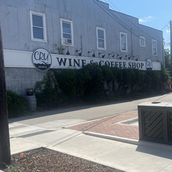 Cru Wine Bar - Wine Bars Near Me - Beaufort, North Carolina