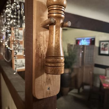 Robins Restaurant - Perfect seat next to the pepper grinder - New American Near Me - Cambria, California Robins Restaurant - Perfect seat next to the pepper grinder - New American Near Me - Cambria, California