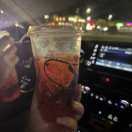 Medium Iced Redbull "light ice" Medium Iced Redbull "light ice"