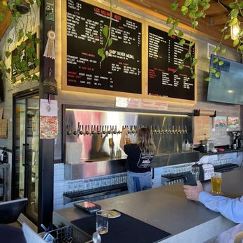 Los Molinos Beer - Poring another glass of goodness - Brewpubs Near Me - San Clemente, California Los Molinos Beer - Poring another glass of goodness - Brewpubs Near Me - San Clemente, California