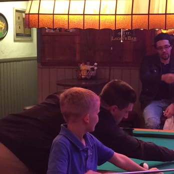 Murray's Saloon & Eatery - Karaoke Near Me - Big Bear Lake, California