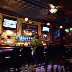 Ryan's Public House - The bar with lots of Irish beers