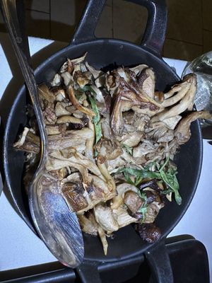 J&G Steakhouse by null