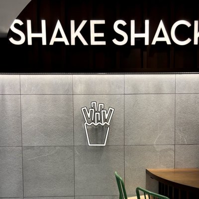 Shake Shack by null