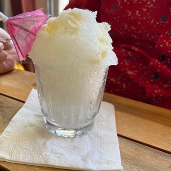 East End Hardware - Piña colada, snowball - Bars Near Me - Houston, Texas