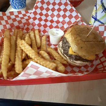 Juicy Burger - Cheeseburger combo - Burgers Near Me - Bakersfield, California
