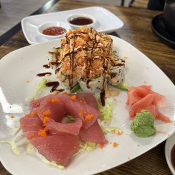 Lotho - Volcano roll and tuna sashimi - Sushi Bars Near Me - Chula Vista, California Lotho - Volcano roll and tuna sashimi - Sushi Bars Near Me - Chula Vista, California