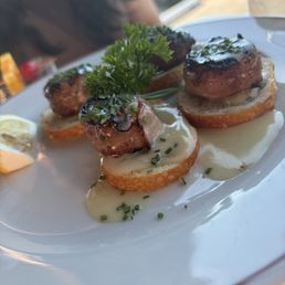 Bacon wrapped scallops