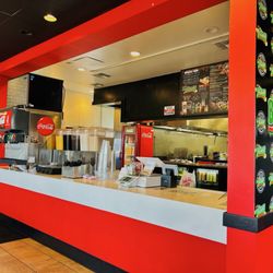 Cali Tacos - Ordering the breakfast burrito