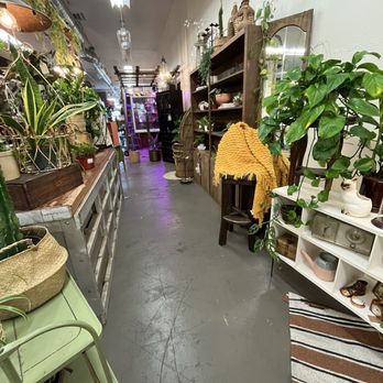 Le Mercantile - Coffee & Tea Near Me - Yakima, Washington