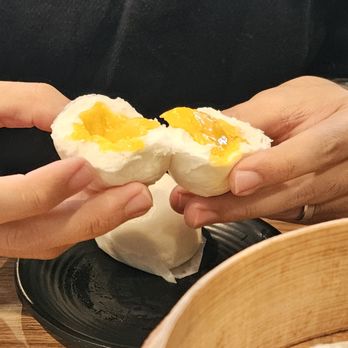 Lao Wu Authentic Shanghai Dumpling - C8. Golden Lava Buns - Shanghainese Near Me - Edison, New Jersey