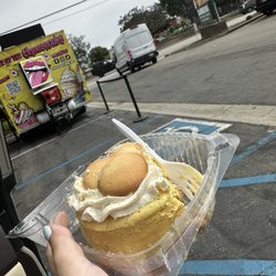 Cheesecake Plugg - I bought it from the food truck!