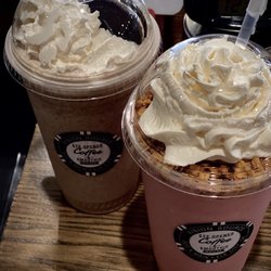 Eye Opener Coffee & Smoothie House - Summer Cookies & Cream Frappe , Strawberry smoothies w/ granola