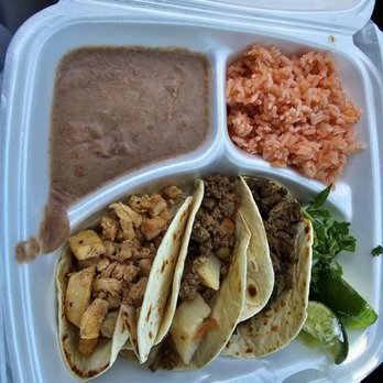 Tacos La Addiccion - Taco plate (steak, ground beef, chicken) - Mexican Near Me - Dallas, Texas Tacos La Addiccion - Taco plate (steak, ground beef, chicken) - Mexican Near Me - Dallas, Texas