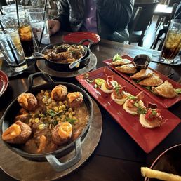 Pulled pork mac & cheese, duck wontons, deviled eggs and loaded tator tots Pulled pork mac & cheese, duck wontons, deviled eggs and loaded tator tots