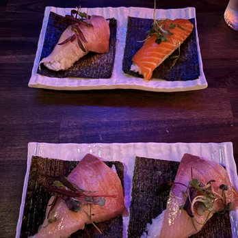 Momoku No Usagi - 3 yellowtail and a salmon handroll - Sushi Bars Near Me - San Clemente, California