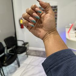 D & D Nails Spa