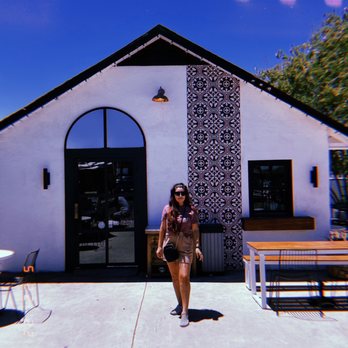 Deseo Coffee Shack - Outside of the building - Coffee & Tea Near Me - Phoenix, Arizona