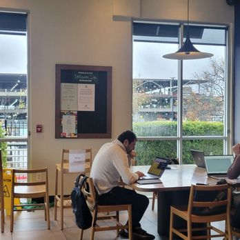 Starbucks - Coffee & Tea Near Me - Burbank, California