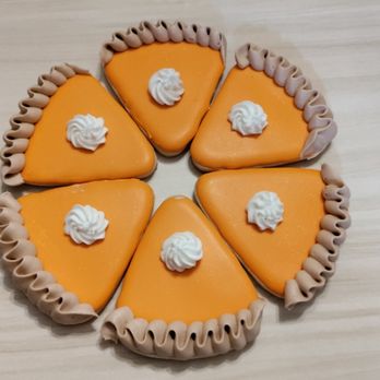 Sweet Projects - Decorated sugar cookies - Desserts Near Me Sweet Projects - Decorated sugar cookies - Desserts Near Me