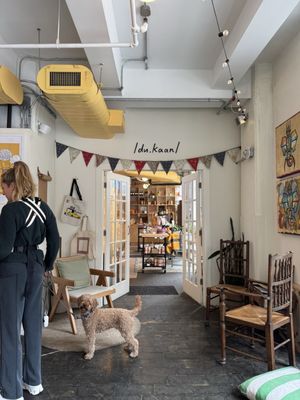 fontainhas + (/du.kaan/) by null