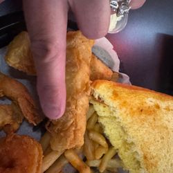The Junkyard Bar & Grill - Small fish