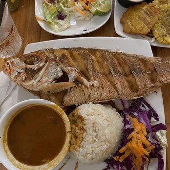 Terruño - Fried red snapper! - Caribbean Near Me - Luquillo, Puerto Rico