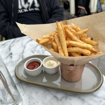 Flipper's - Truffle fries - Pancakes Near Me - West Hollywood, California Flipper's - Truffle fries - Pancakes Near Me - West Hollywood, California