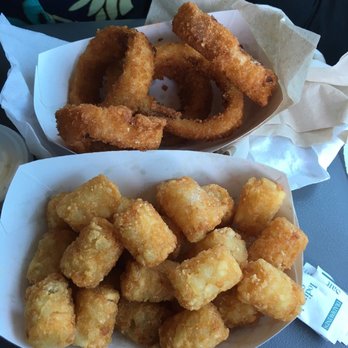 Bob's Drive In - Small onion rings and tots are both crispy and delicious. - Juice Bars & Smoothies Near Me - Sunnyside, Washington