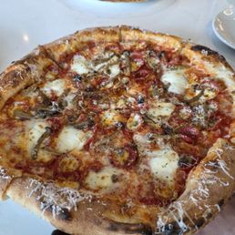 Pepperoni with mushrooms