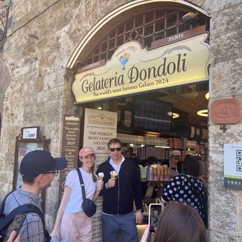 Gelateria Dondoli - Gelato Near Me - San Gimignano, SI
