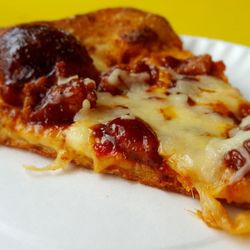 Chop's Shop - Chicken finger pizza