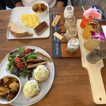 The Tasty Table - Brunch - American Classic, Eggs Benedict, Iced Coffee Flight, and Mimosa Flight - American Near Me - Ossining, New York