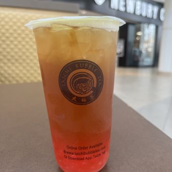 Taichi Bubble Tea - Peach fruit tea with strawberry boba - Poke Near Me - Danbury, Connecticut Taichi Bubble Tea - Peach fruit tea with strawberry boba - Poke Near Me - Danbury, Connecticut