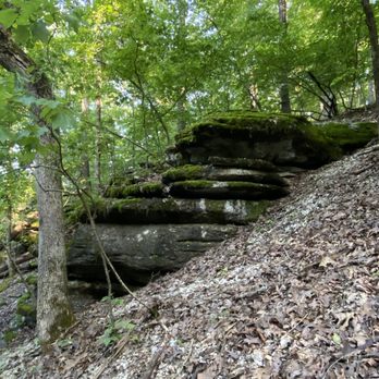 Ramble Ridge Campground - See the rock and cliff formations on our hiking trails - Campgrounds Near Me - Eureka Springs, Arkansas