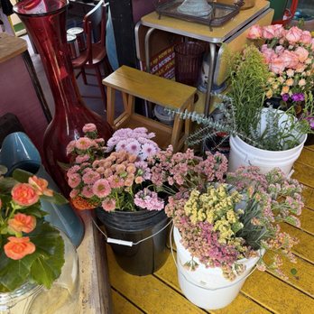 Flower Power Topanga - Florists Near Me - Topanga, California Flower Power Topanga - Florists Near Me - Topanga, California